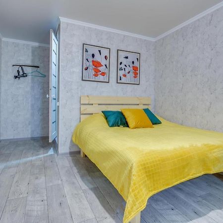 Yourhouse На Розыбакиева Утепова Недалеко От Меги Almaty Eksteriør bilde