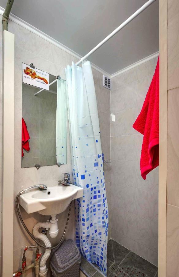 Yourhouse На Розыбакиева Утепова Недалеко От Меги Almaty Eksteriør bilde